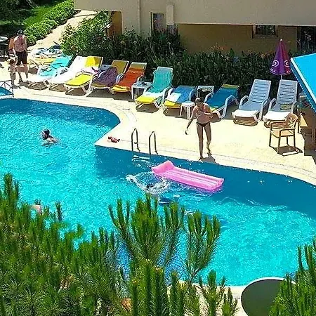 Ξενοδοχείο Celik
